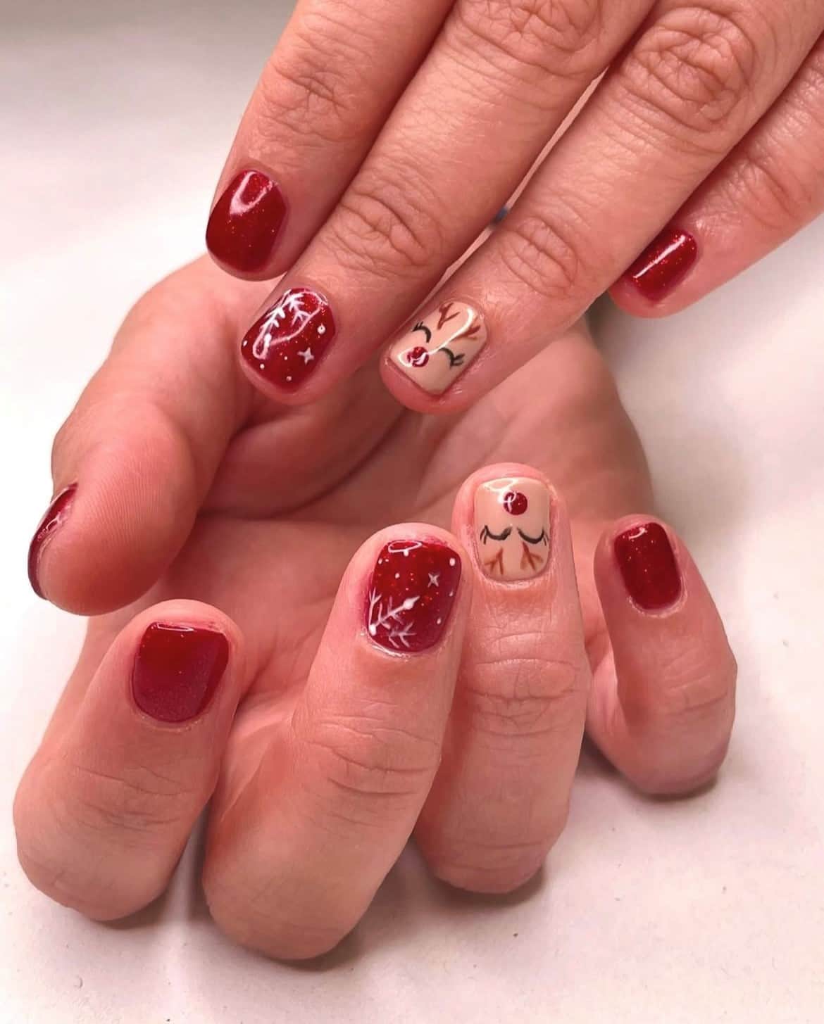 retirar gel acrílico de uñas en oviedo