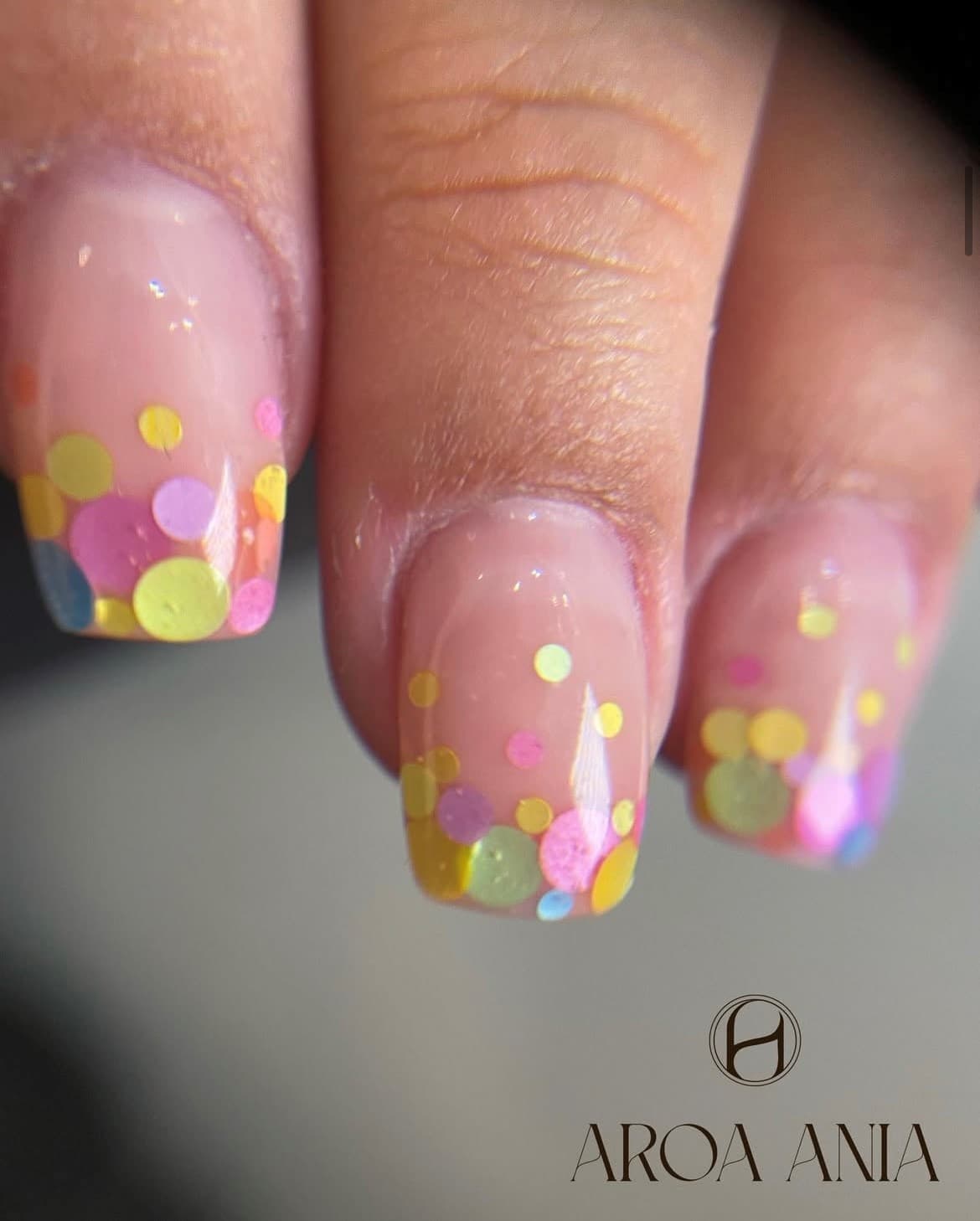 extension de gel y acrilico de uñas en oviedo