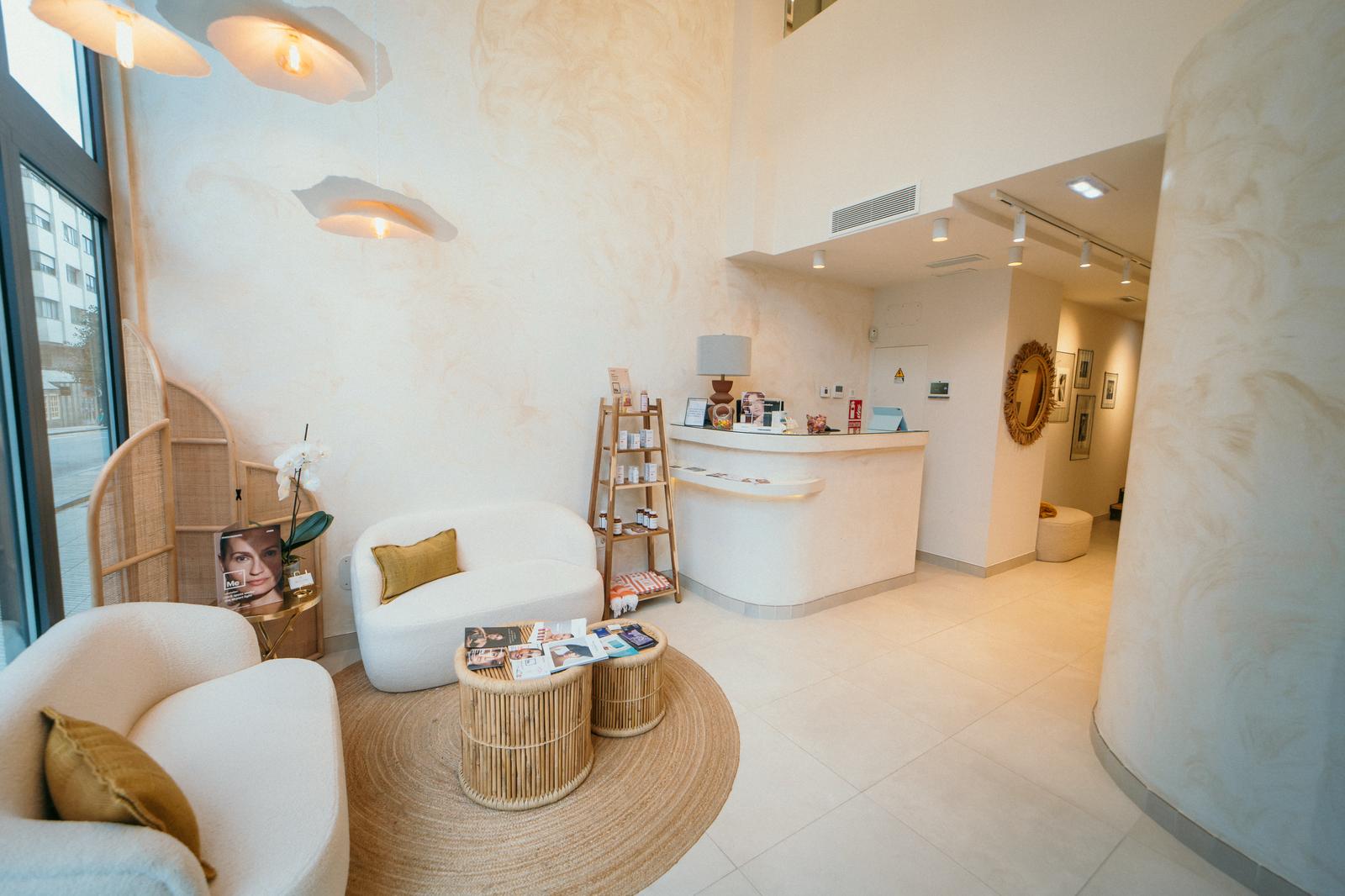 interior de la clínica de estética Aria Ania en Oviedo